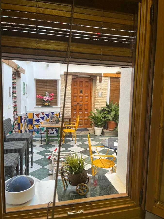Apartment Patio De Leones